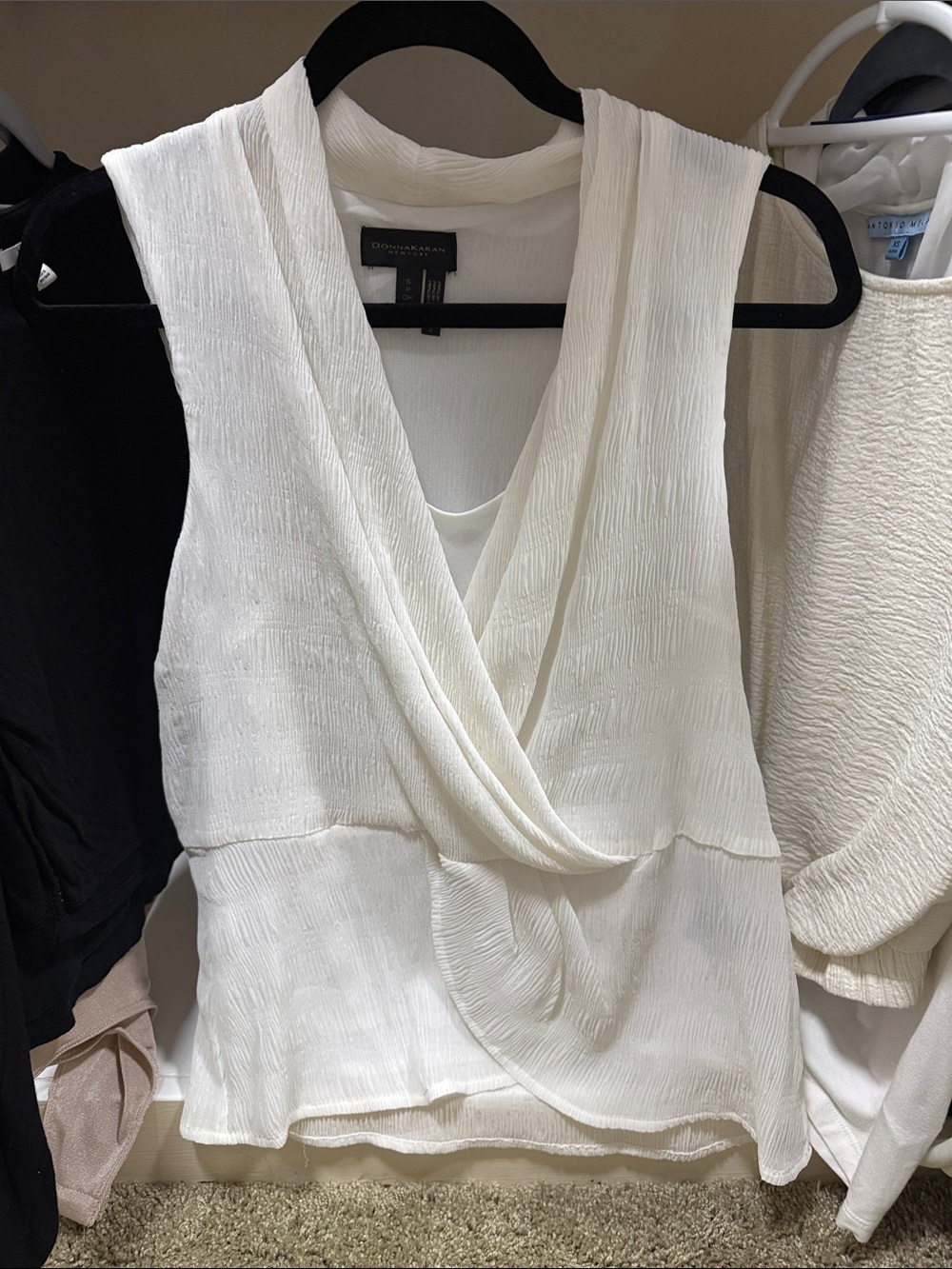 Donna Karan Cream Draped V-Neck Sleeveless Blouse